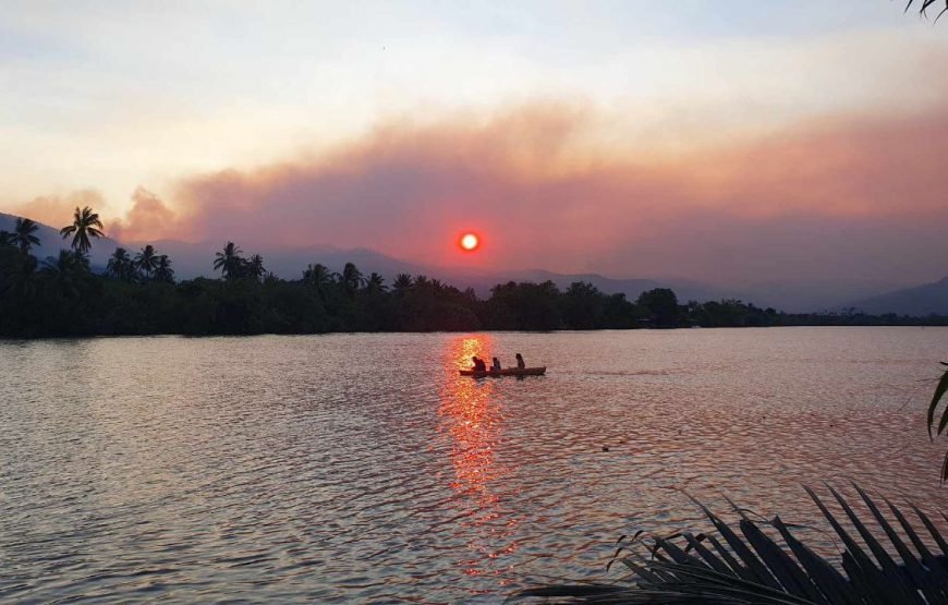 Kayak Trip Around Green Cathedral & Countryside Tour Include Pepper Farm