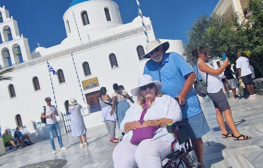 Private Santorini Tour (4 Hours) – Wheelchair Friendly & Scenic Views