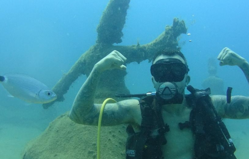 Side: Undersea Museum Diving Tour