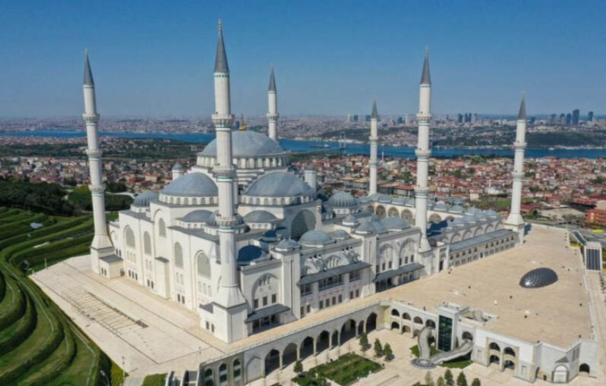 Istanbul Full-Day Tour: Bus Sightseeing & Bosphorus Cruise