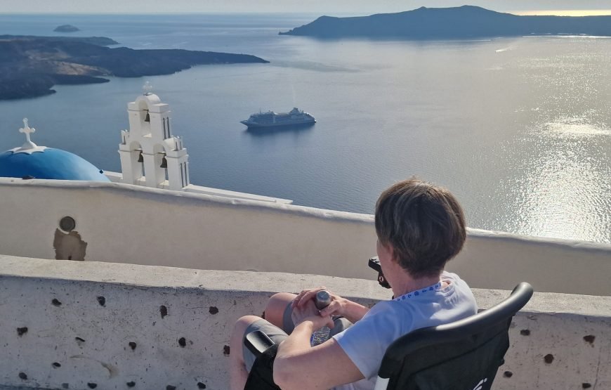 Private Santorini Tour (4 Hours) – Wheelchair Friendly & Scenic Views