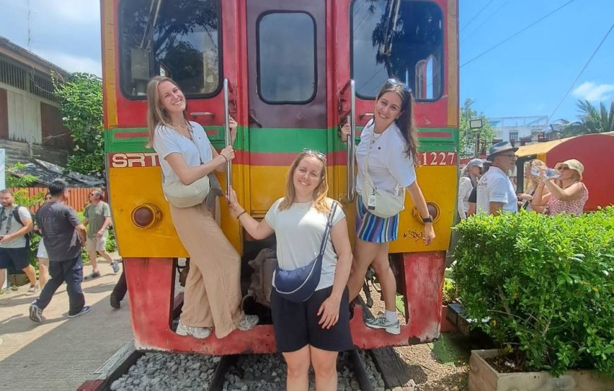 Maeklong Railway Market + Damnoen Saduak Floating Market