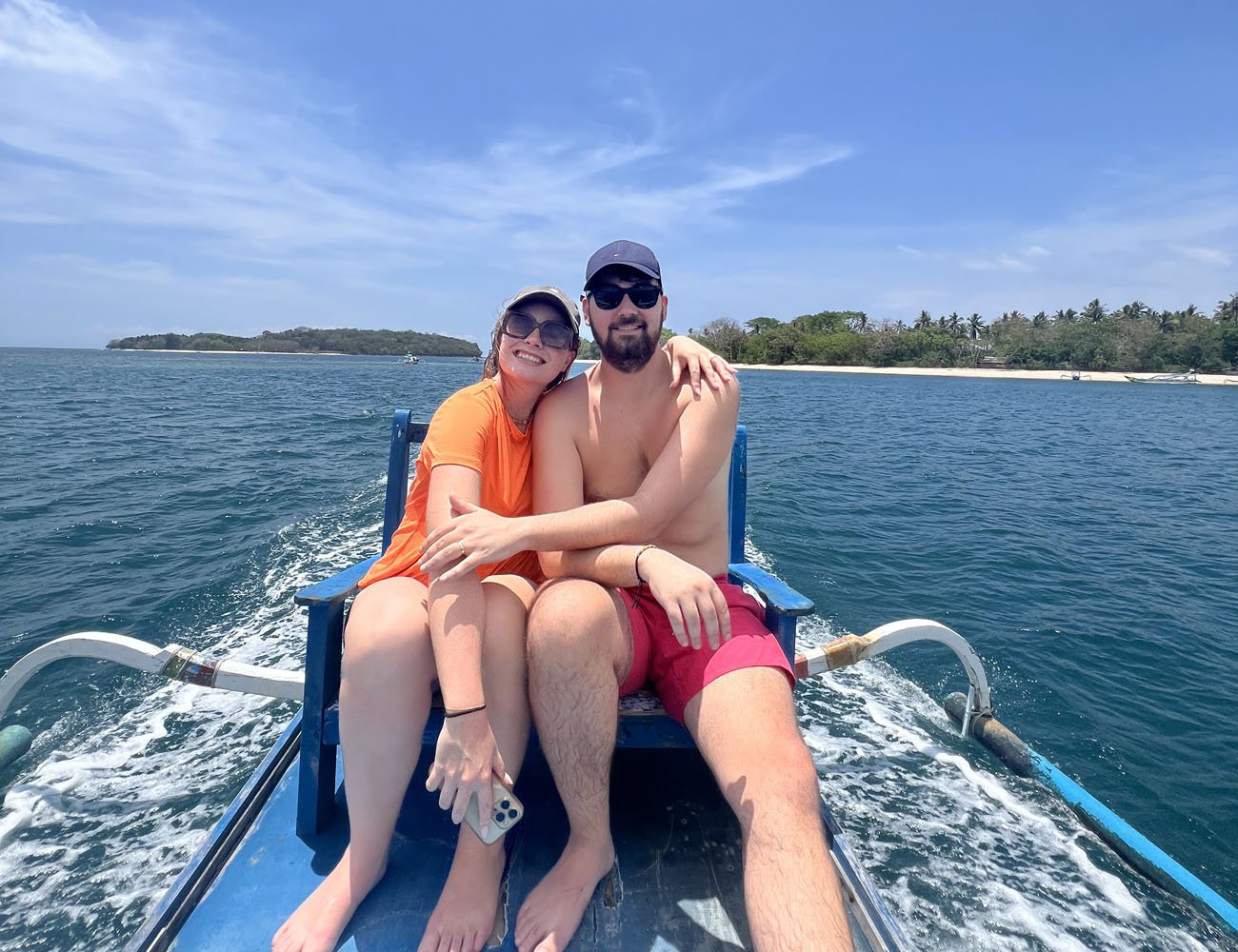 Island Exploration & Lunch at Gili Sudak