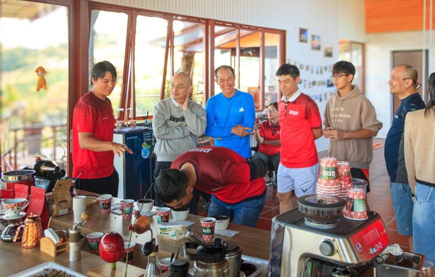 5 Days Authentic Dalat Coffee Farm & Hiking Experience