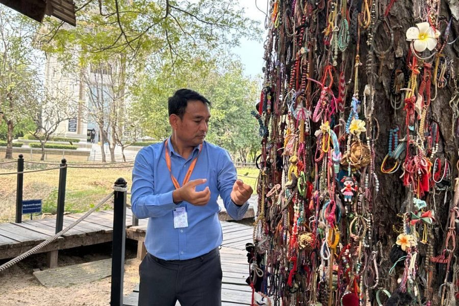 Phnom Penh Genocide Museum & Killing Fields Tour