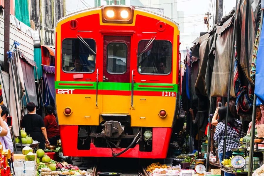 Maeklong Railway Market + Damnoen Saduak Floating Market