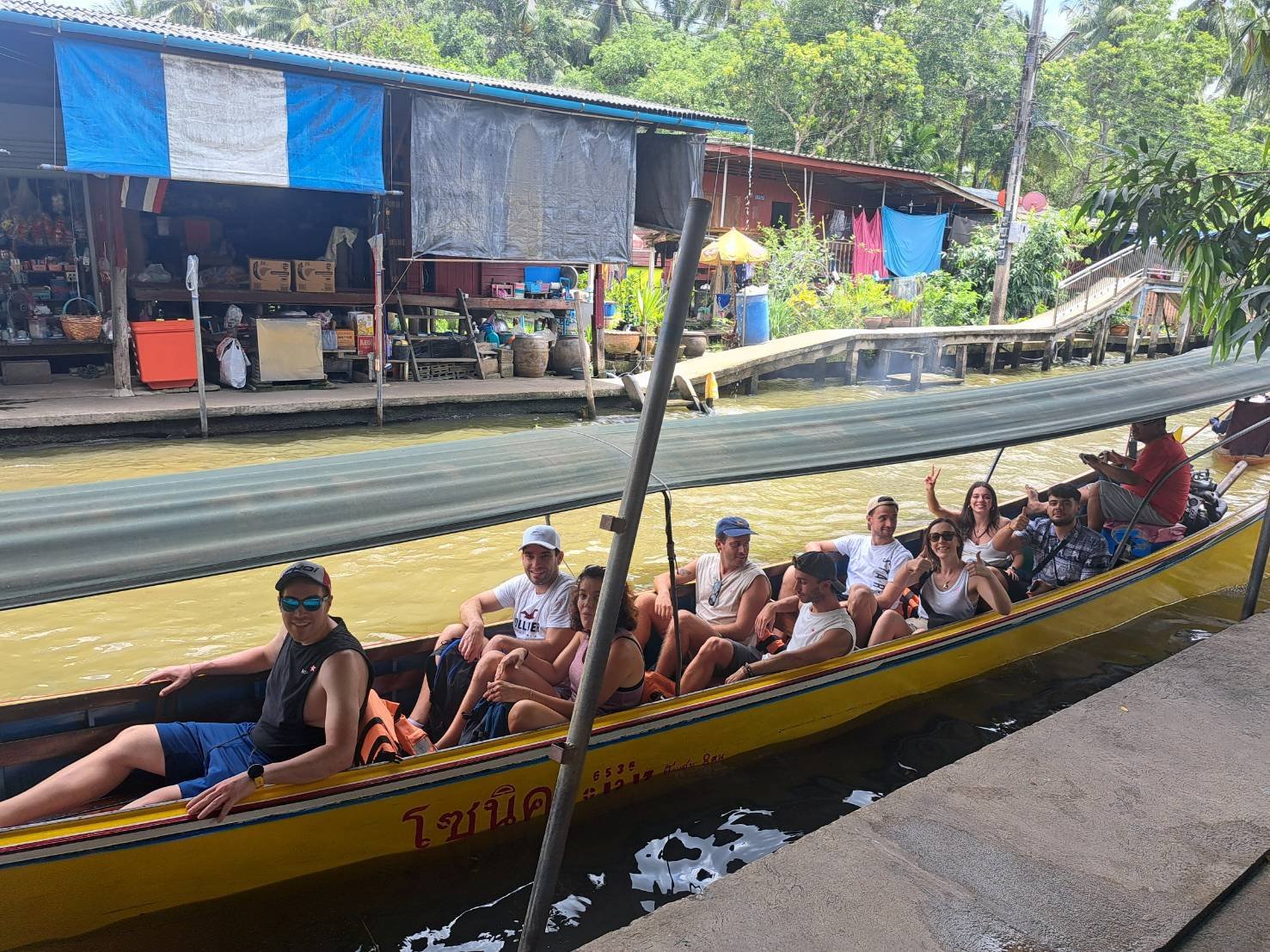 Damnoen saduak floating market