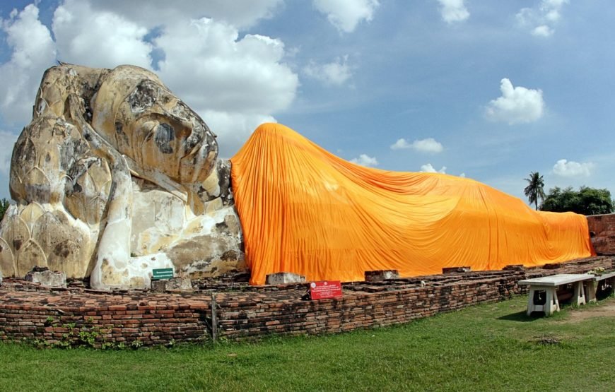 Private Ayutthaya Temple Tour – 4 Iconic Temples (4–9 Persons)