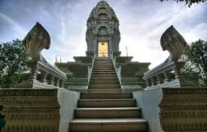 Phnom Penh Explorer: Private Tour