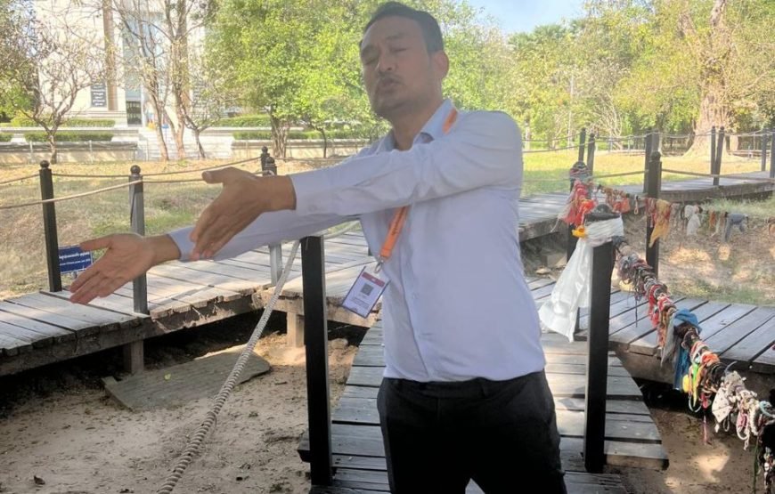 Phnom Penh Genocide Museum & Killing Fields Tour