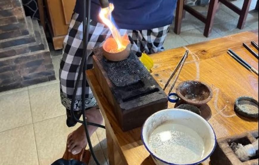 Bali: Batuan Art, Jewelry, and Kertha Gosa Museum Tour