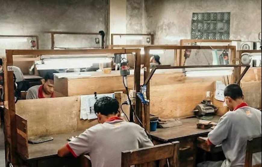 Sukawati : Explore the Hidden Canyon