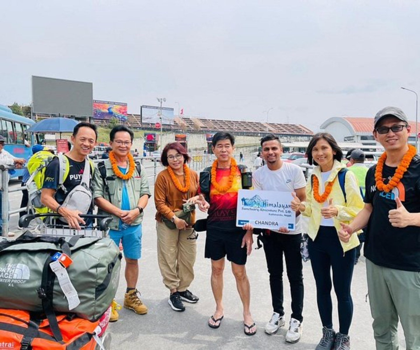 Day 01: Kathmandu – Lukla – Phakding (2,651m/8,700ft): 30-minute flight,4 – 6 hours