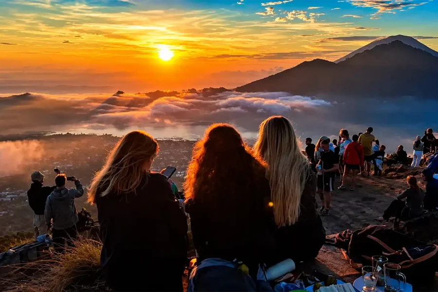 mount batur sunrise trekking